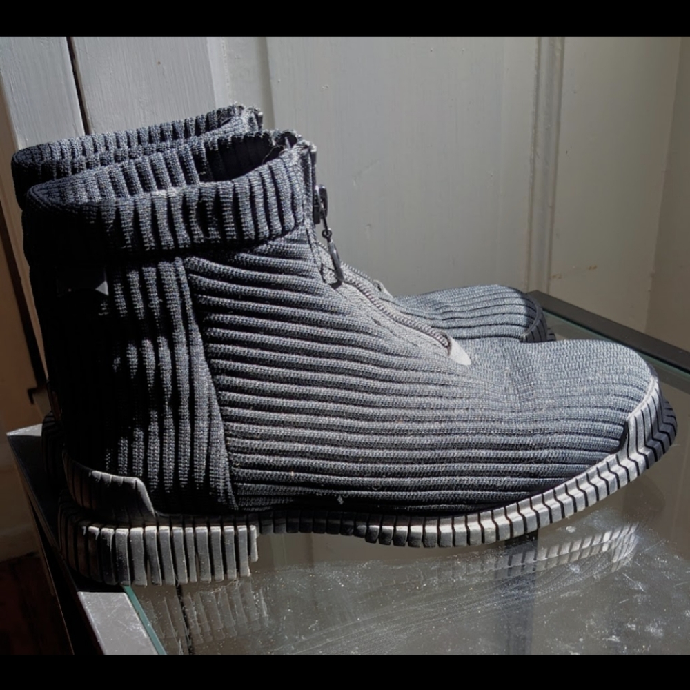 CAMPER Pix Front Zip Ankle Boots Women's US 7.5/ EU 38